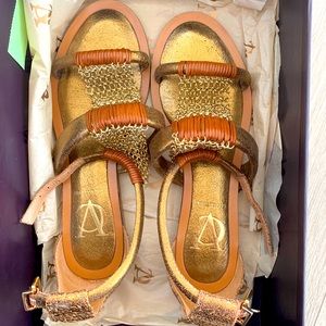 Vince Camuto sandal shoes